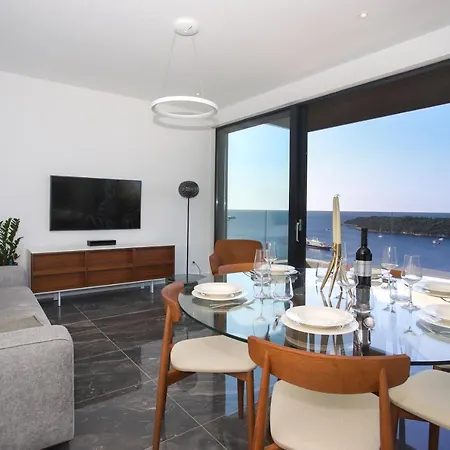 Apartment New&luxury With An Outstanding View - Bombii Blue