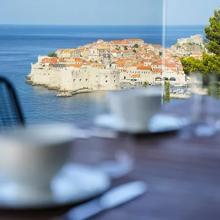 New&luxury With An Outstanding View - Bombii Blue Apartment *