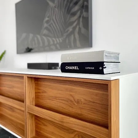 New&luxury With An Outstanding View - Bombii Blue