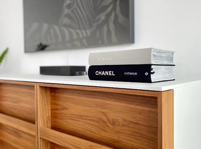 New&luxury With An Outstanding View - Bombii Blue